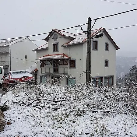 Casa Da Ribeirinha 招待所 *
