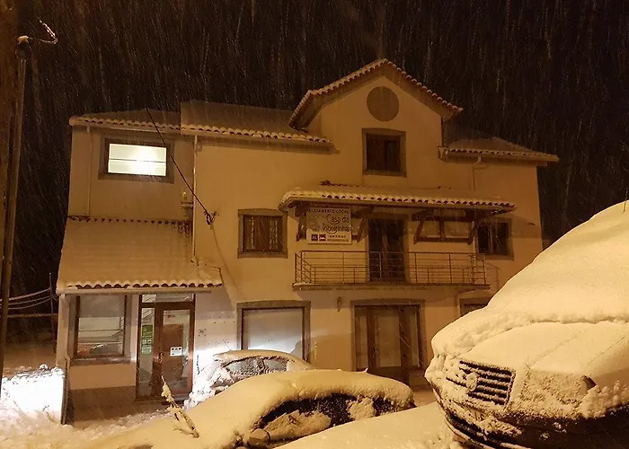 Casa Da Ribeirinha 4* Sabugueiro (Guarda)