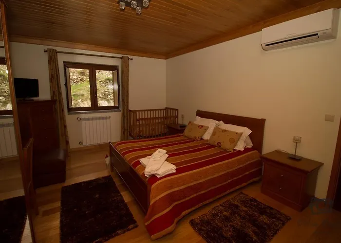 Casa Da Ribeirinha 4* Sabugueiro (Guarda)