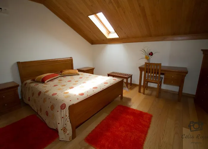 Casa Da Ribeirinha Sabugueiro (Guarda)